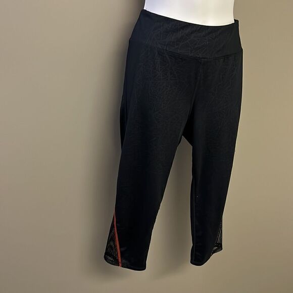 Marvel Hero Elite Athletic Black w/ Abstract Design & Mesh Cropped Leggings-XL - Picture 3 of 14